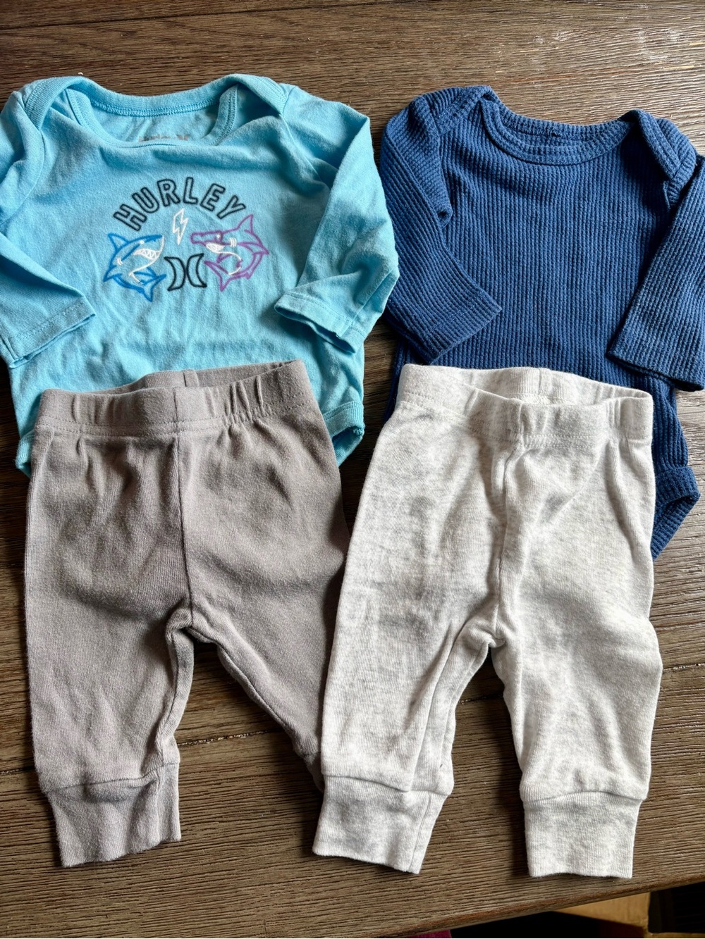 Hurley and Chick Pea Blue Long Sleeve Bodysuits and Pants Set 0-3m